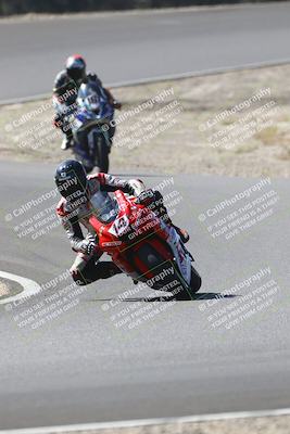 media/Oct-11-2025-CRA (Sat) [[48ae399f89]]/Races/Race 2/